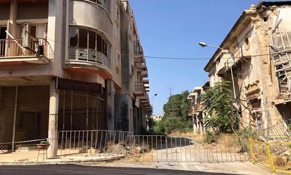 Βαρώσια: Drone, ψευδοαστυνομικοί και στρατιώτες επιτηρούν τους δρόμους